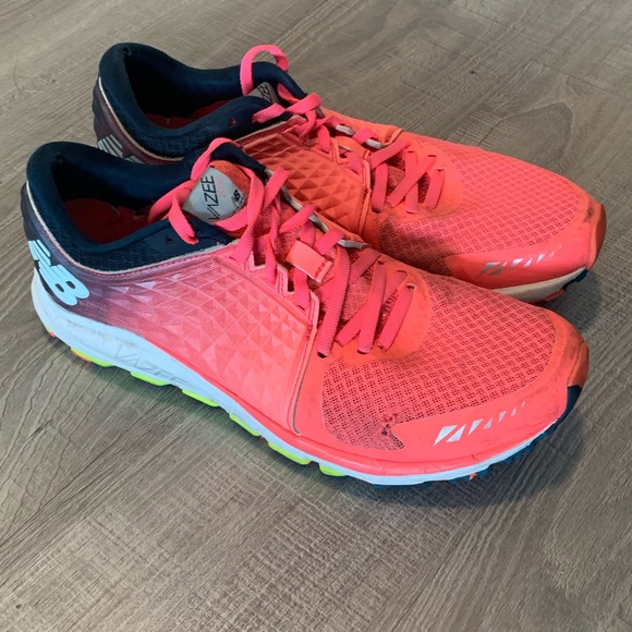 pink running trainers